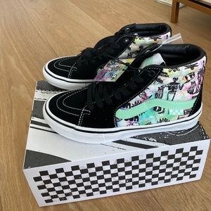 BRAND NEW kid vans 4.5
